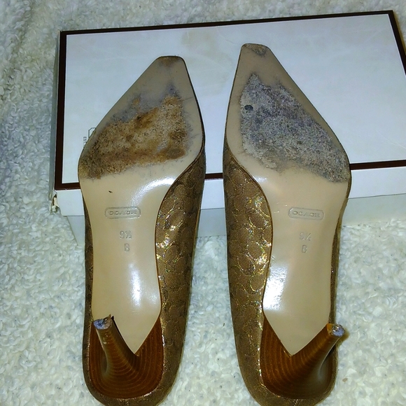 Coach Shawna Met Logo/Vacc - Picture 2 of 11